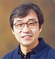 작가 인물 사진